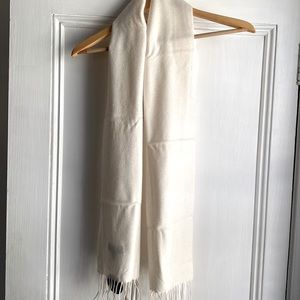 Cashmere scarf